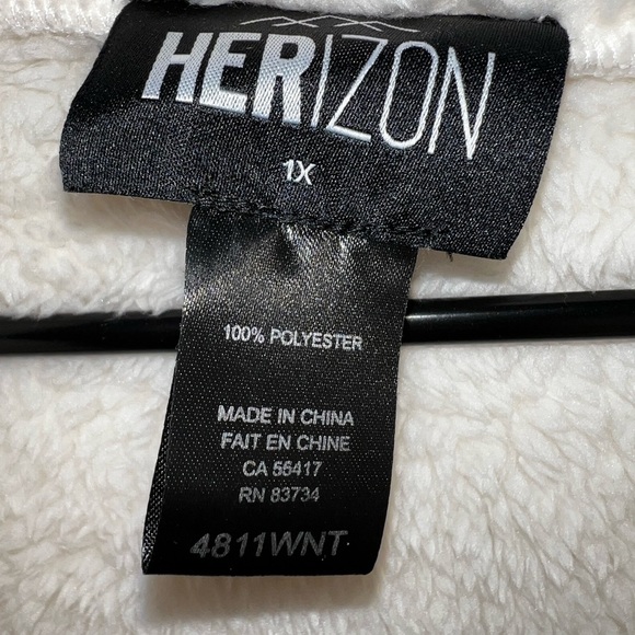 NWOT - Herizon 1X White Fleece Sherpa Pullover with Zipper Collar - Picture 2 of 3